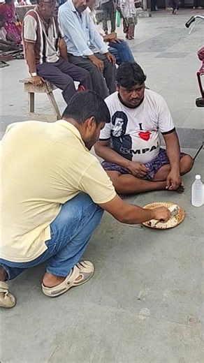 Helping poor family 🙏💯❤️#trending #viral #shors #humanity #kindness #help