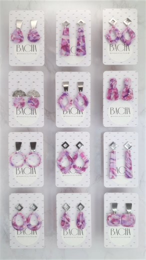 Clay Repository | Clay, DIY kits and supplies on Instagram: "✨ So many delights in the latest package from Clay Repository! This time, I was completely inspired by the stunning Violet (900) from the Cernit Translucent range, and created a fresh series of Faux Stone jewelry. 💎 I paired it with the elegant Metallic White (085) and the soft Number One Light Lilac (932). To add more depth and shimmer, I blended in Cernit Translucent (005) polymer clay, alcohol ink, mica powder, and a touch o