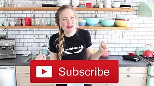 Crispy Crunchy Roasted Chickpeas • It Doesn't Taste Like Chicken