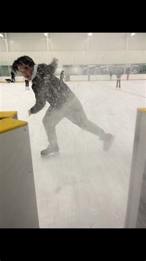 Mastering Ice Skating: Techniques for Hockey Stops