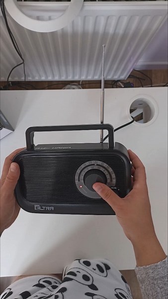 Watch AM FM Radio with Best Reception - Quick Demo and Review on Amazon Live