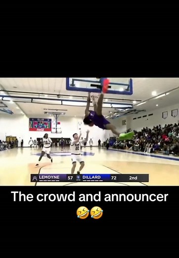 “MY LEG, MY LEG!!!” 🤣🤣 (thesportsinfluencer /IG) #nba #basketball #sports #fyp #dunk