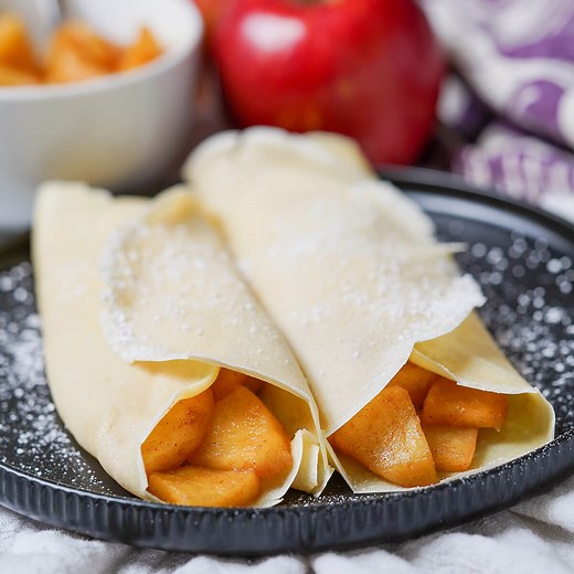 Apple crepes - Caroline's Cooking