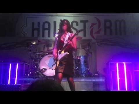 Halestorm - Bad Romance Live in Baltimore (3-19-2011)