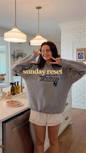 a sunday well spent brings a week of content 🧺🫧🗓️