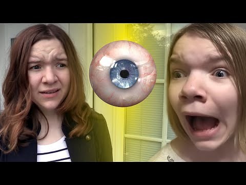 SCARY SIGHTS starring JILLIAN & ADDIE!