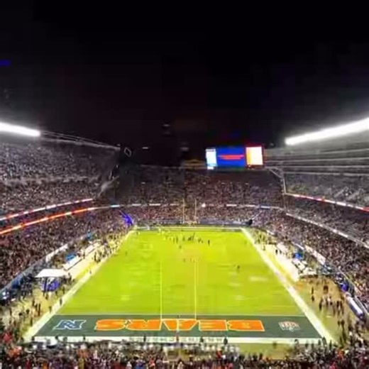 MIKE DITKA SPEAKS! Warning: This video will give you instant goosebumps. Produced By: @thechi.kid 👈 #ChicagoHistory 🐻TF⬇️ | Chicago History