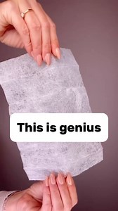 Hair Hack⤵️⁣ ⁣ If you’ve got a penchant for frizz the second you step outside, commit this next hack to memory. ⁣ ⁣ Combat humidity and strand static by literally skimming the sheet across hair from root to end. The positively charged ingredients in the cloth bond to the negatively charged surface of your hair, neutralizing the charge, leaving you with a soft, silky finish.⁣ ⁣ Use a plant-derived dryer sheets that are made with natural essential oils and without icky ingredients like phthalates 