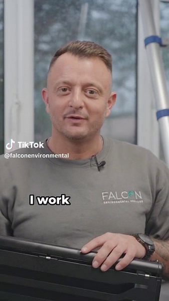 Beware flies in winter 🪰 You can get an infestation at ANY time of year, not just summer. Here’s Charlie explaining how we stop flies in properties across Devon and Cornwall 🎥 #fly #flies #pest #pests #pestcontrol #falcon