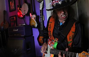 Auburn tribute performer Randy Hansen still living the Jimi Hendrix experience
