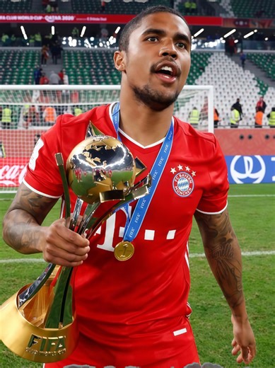 Flash Highlights: Douglas Costa's Impact at Bayern Munich