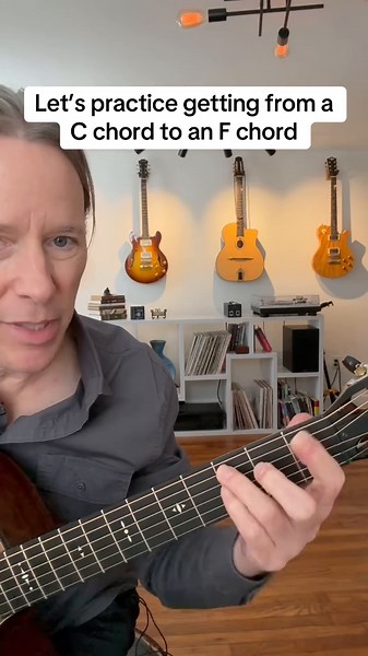 Mastering C to F Chord Transitions on Guitar