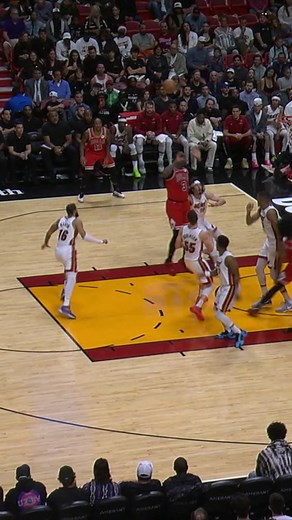 A 360 ASSIST.... DeRozan says YESWAY! 🤯 Yesway Plays are presented by Subway Canada. | NBA Canada