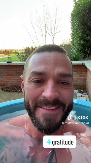 Matt Willis (@mattwillisofficial)’s videos with original sound - Matt Willis