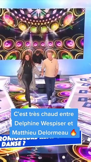 La danse et le bisou entre delphine wespiser et matthieu delormeau 🔥 #TPMP | Non Stop Hanouna