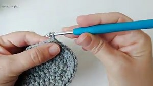 414K views · 2.5K reactions | Hoy tenemos tutorial paso a paso de pantuflas a crochet para tejer en todas las tallas de adulto  Una buena opción de regalo, incluso para nosotros mismos  #crochet #ganchillo #tutorialcrochet #pantuflascrochet | HandworkDiy | Facebook