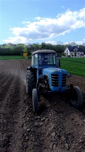 ZETOR v akcii! 🚜 Legendárna sila.🚜🔥