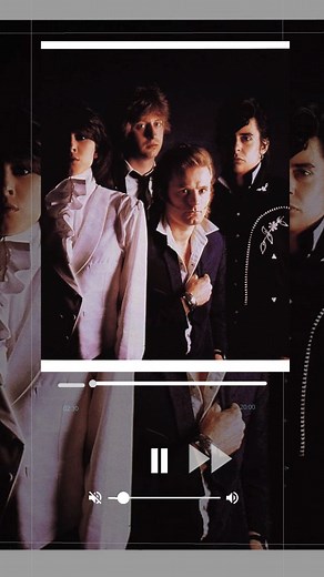 Pretenders II, the second studio album by British-American rock band The Pretenders, dropped on Sire Records in 1981. It includes two hit singles in the UK and an EP in the US. The album climbed to #7 on the UK Albums Chart and #10 on the Billboard 200, earning a gold certification from the RIAA. 🏆✨ This album marks the final work by the original lineup, as bassist Pete Farndon and guitarist James Honeyman-Scott parted ways with the band in 1982. Sadly, Honeyman-Scott passed away that same week