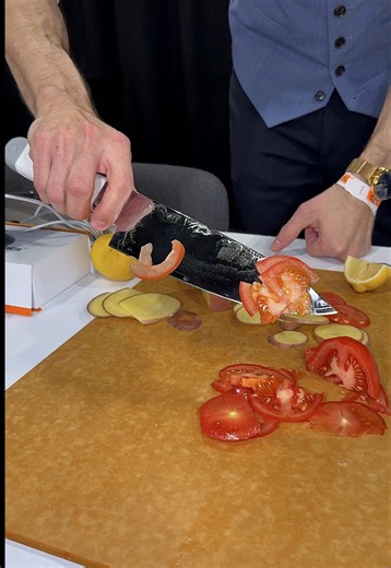 Seattle Ultrasonics C-200 Chef’s Knife Review