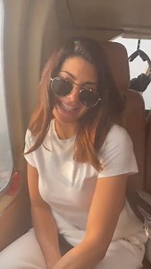 1.3M views · 3.6K reactions | #AkshayKumar - Ladies, here’s a hack for y’all courtesy Jacqueline Jugaadu! Watch and learn how to curl your hair mid-air in a helicopter  #JacquelineFernandez | Akshay Kumar Fans Group(AKFG) | Facebook