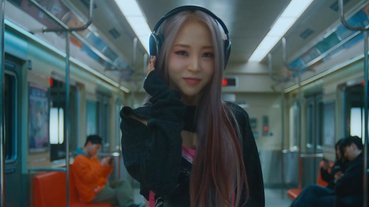 玟星新曲TOUCHIN MOVIN MV预告公开