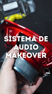 Cuando se trata de sistemas de audio, Adrián es el indicado. Conoce muy bien los vehículos y sus sistemas, especialmente las camionetas, y este dia no fue la excepción. El dueño de esta RAM 1500 quería un sistema de audio completo, con nuevo estereo, bocinas, tweeters, subwoofer, y sus ecualizadores. Un sistema como este usualmente toma de 2 a 3 dias, ya que cada detalle en este tipo de instalaciones cuenta. Qué te pareció? · · #autotips #mecanico #mecanicaautomotriz #tallermecanico #ram1500 #el