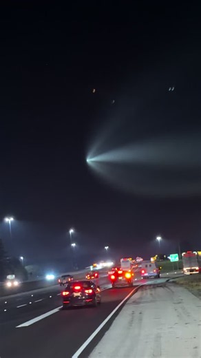 Good morning, did anyone else see this over Atlanta? It's a SpaceX Falcon 9 that launched out of Florida this morning they call it a space jellyfish. #spacex #falcon9 #spacejellyfish #atlanta #georgia