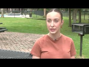 Woman retells encounter with man she says took upskirt photos of her