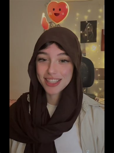 Ghazel's Live Streaming: Beauty and Charm