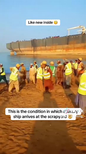 The last minutes of a luxury ship 😔 #ship #scrapyard #old #luxury #beaching