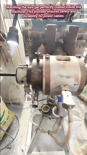 Industrial Machine Applies Dry Powder Coating to Wire