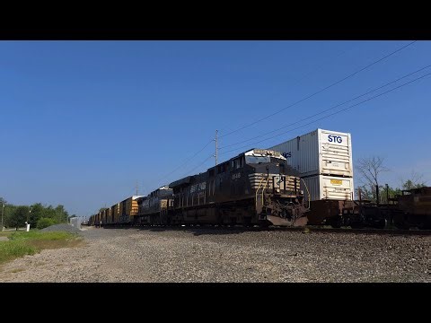 NS ES44AC #8146 (P5), AC44C6M #4073, & ES44DC #7665 (DPU) pass a crawling Intermodal | 8/14/25 |