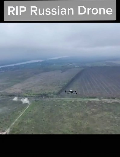 Captured today 13/10/22, possibly the first videoof drone-on-drone fighting. A Russian Drone attacks a Ukrainian Mavic (the Videos POV), somewhere in the Donestk theatre of battle. The Russian drone destroys itself, and the Ukrainian drone is seemingly unaffected. Beautiful stuff. #fyp #ukraine #drone #ukrainerussiawar #славаукраїні