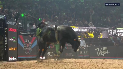 Wrecks on wrecks on wrecks. Night two of the PBR Team Series Championship was 😳 | PBR