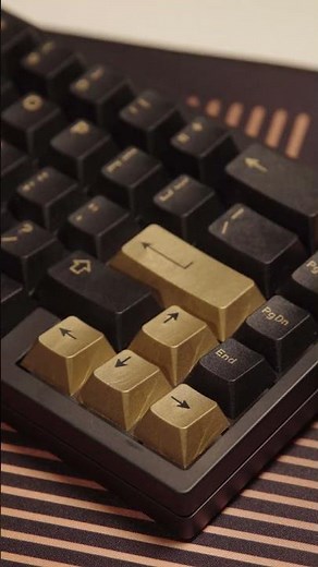 GMK Black and Gold Keycaps in Direct Light 👀