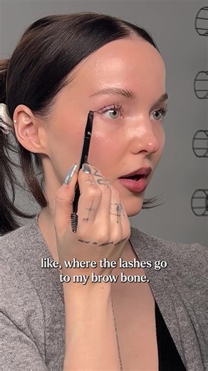 #DoveCameron has finally dropped her night-out eyeliner tutorial and we cannot get enough 😍 Tap the link in bio to watch Cameron’s full 10-minute beauty routine.