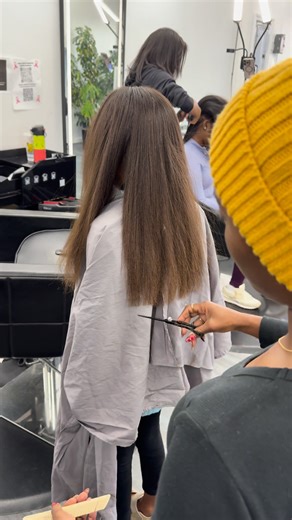 653K views · 4.3K reactions | She is getting a hair trim. Hair stylist says she has healthy hair | A Life Less Scripted | Facebook