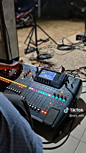 Cek Sound Kendang: Cara Mixing Musik dengan X32