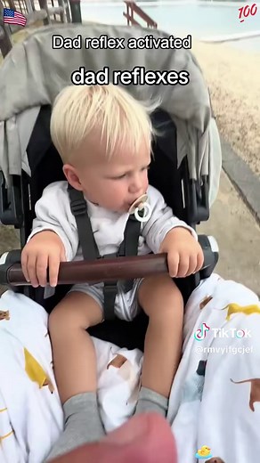 The fast reflexes of parents 🥰🥰 #fastreflexes #usa🇺🇸 #kids #funny #baby