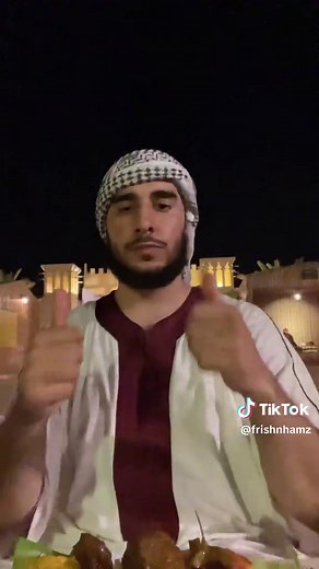 The EASIEST keffiyah tutorial🐪 We had to wear this scarf style in the desert safari for protection and this is how we did it ✨