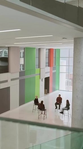 Anthony Therriens abordent ensemble une maladie dans uns discussion lumineuse et plein d’espoir.⭕️ Les Bracelets Rouges - La Vrai Vie Une serie de 4 capsule, en collaboration avec Fondation Charles Bruneau, rendu possible grâce à Telus Fund. ⭕️ #braceletrougestva