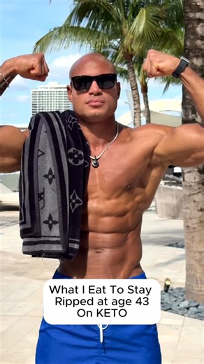 Brandon Carter on Instagram: "Here's an example of what I eat in a day to stay ripped at age 43 on #keto. 💪🏾 If you want a workout and diet plan that'll show you how to get in the best shape of your life this coming year, type “2026” in the comments, and I'll send you my free guide 👇🏾"