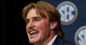 Whit Weeks injury update: LSU LB shares where he stands in recovery after surgery