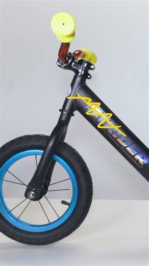 Build a custom Strider balance bike with Bike Builder!