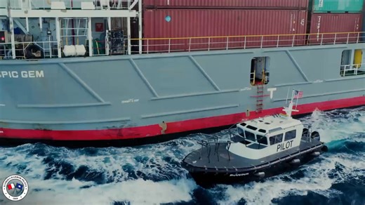 The Pilots are busy helping Santa bring in all the last minute gifts 🎄 We wish you a Merry Christmas and a happy and healthy new year. | Florida Harbor Pilots Association