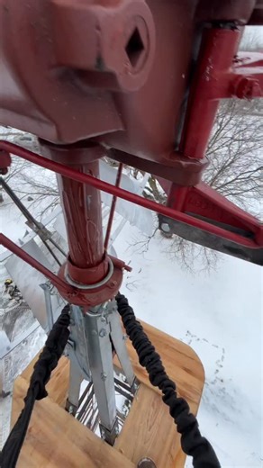 Great Plains Windmill Service on Instagram: "Look😳 Inside a windmill gearbox #fyp #fypage #windmills #windmill #fypppppppppppppppppppppppppppppppppppppppppppppppppppppppppppppppppppppp l"