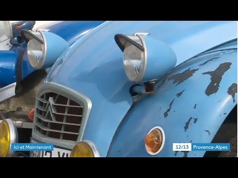 A Cassis aux côtés de passionnés de 2 chevaux