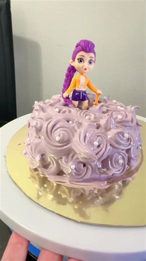 Delicioso cake para la princesita de la casa