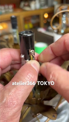 安心・安全は結線から。一本一本、確実に結線し、長く使えるシャンデリアへ。Safe wiring starts here. #restoration #chandelier