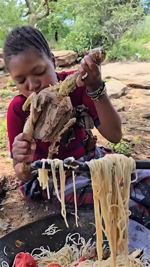 ​Wild Cooking: Noodles & Meat! 🍝🔥#WildCooking#OutdoorCooking#WildernessLiving#EthnicFood#shorts